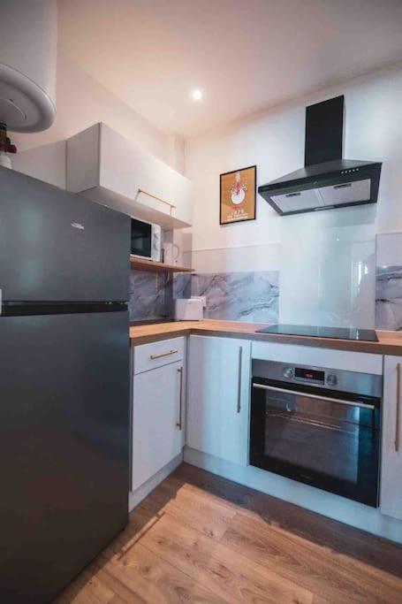La Suite 7 Gite Urbain Шарлевиль-Мезьер Экстерьер фото